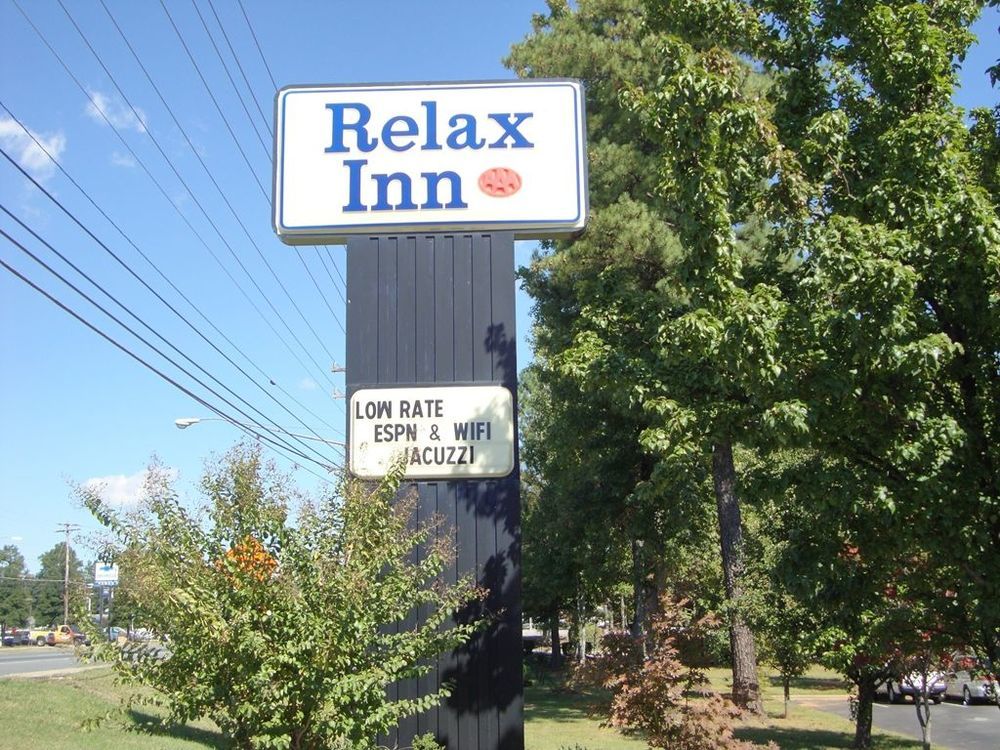 Relax Inn - Charlotte Exterior photo